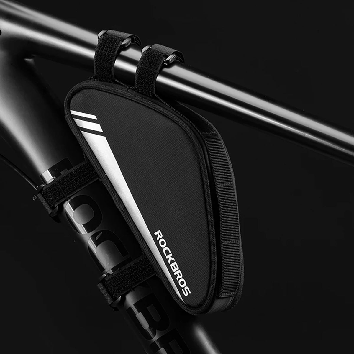 Torba Rockbros B55-BK rowerowa na ramę 0.7 l - czarna – zdjęcie 13