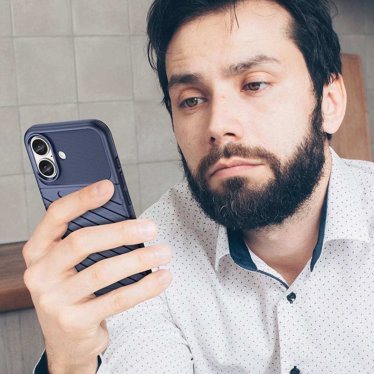 Etui silikonowe Thunder Case do iPhone 16 - niebieskie – zdjęcie 7