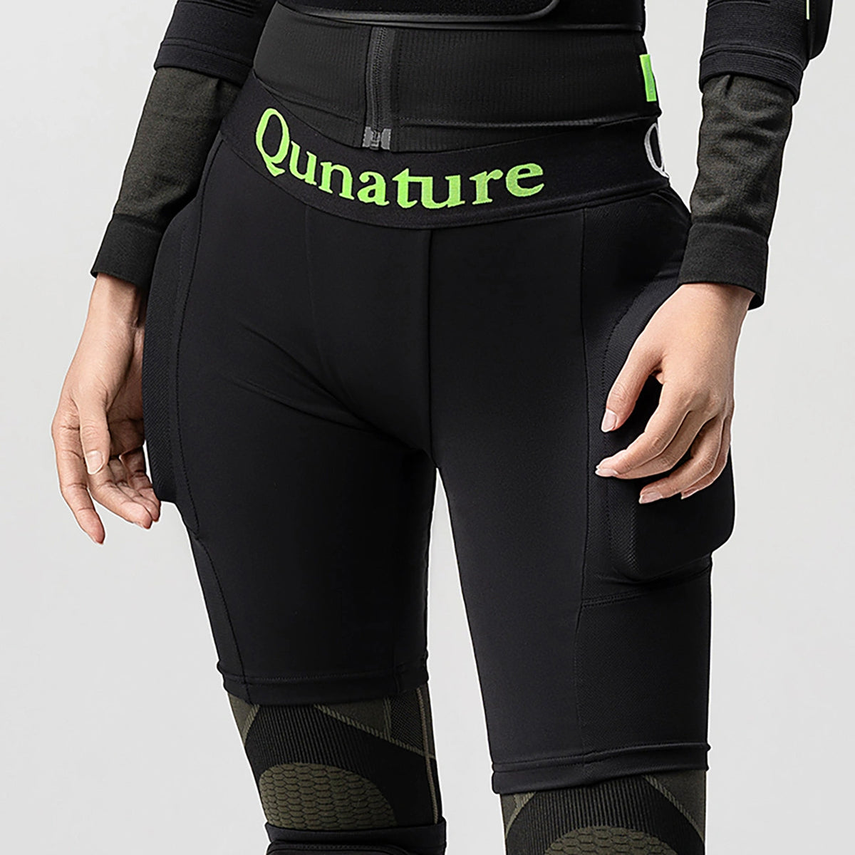 Ochraniacze bioder Qunature Ski - Basic S narty snowboard łyżwy - czarne – zdjęcie 12