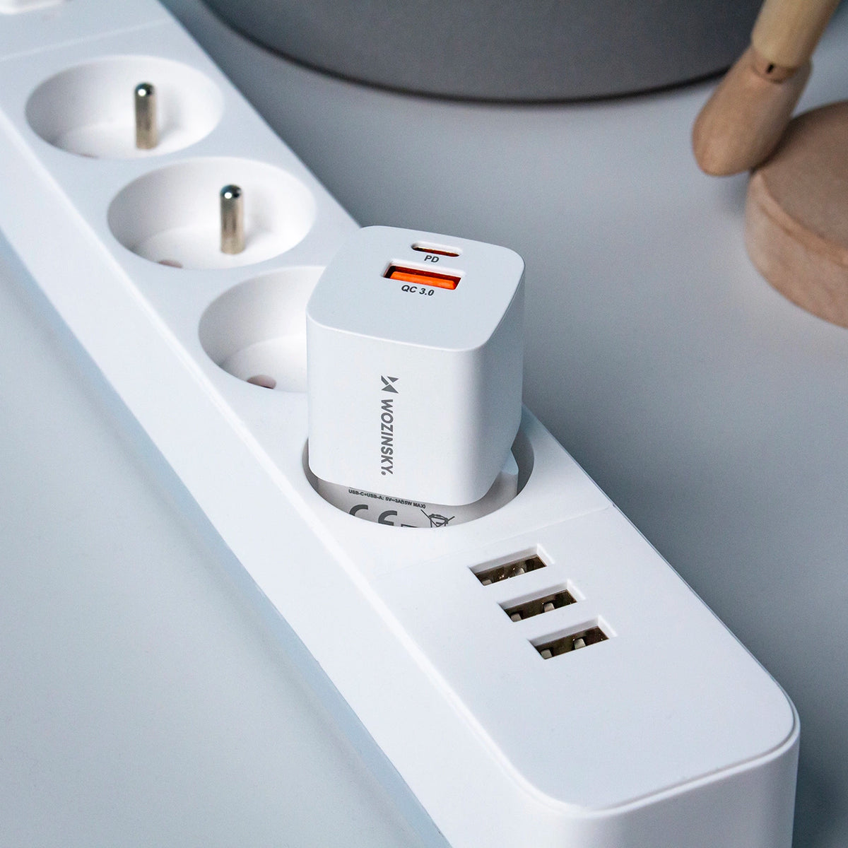 Ładowarka sieciowa Wozinsky CMWCW 20W USB-C / USB-A - biała – zdjęcie 7