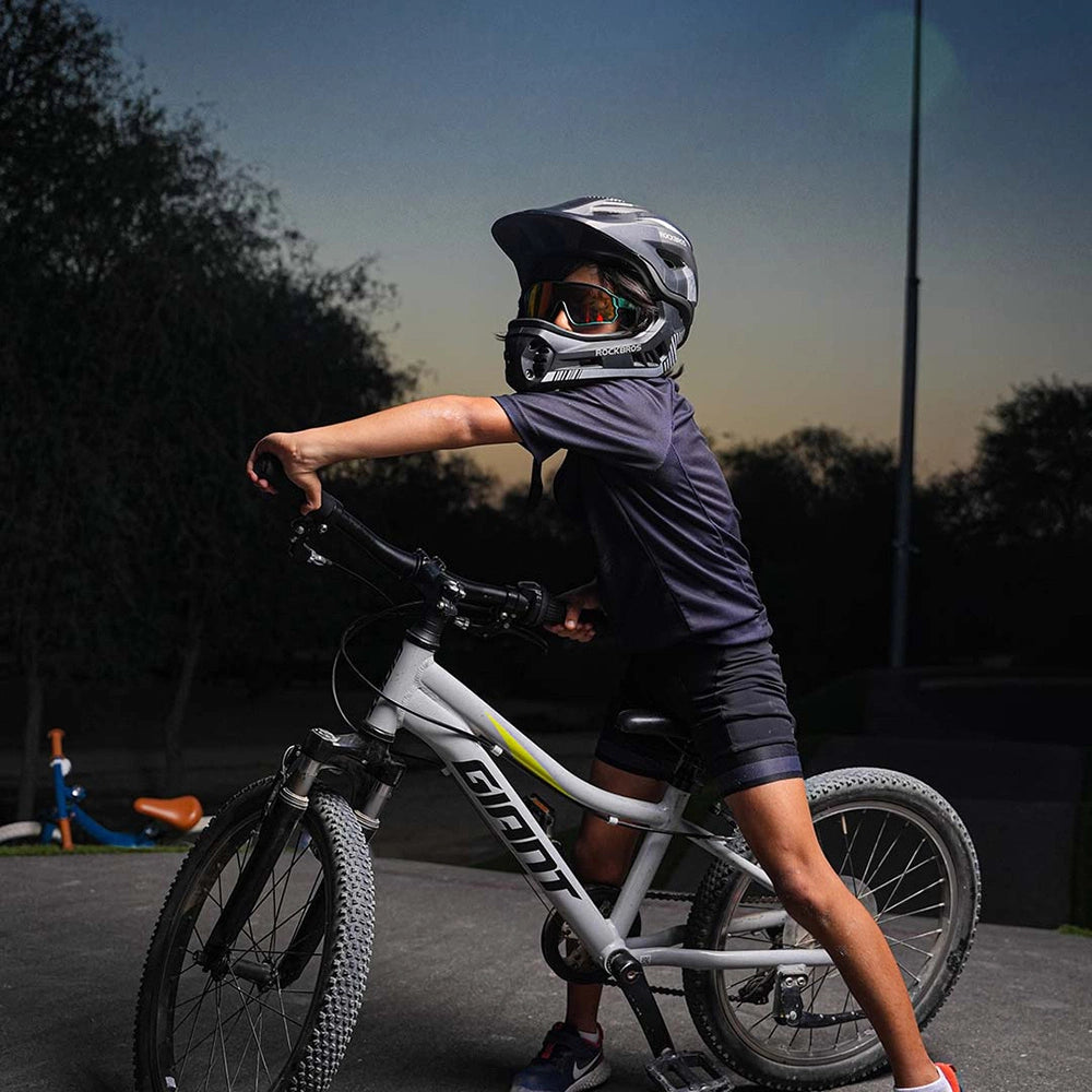 Kask rowerowy Rockbros TT-32SBTG-M dziecięcy z odpinaną szczęką - szary – zdjęcie 3