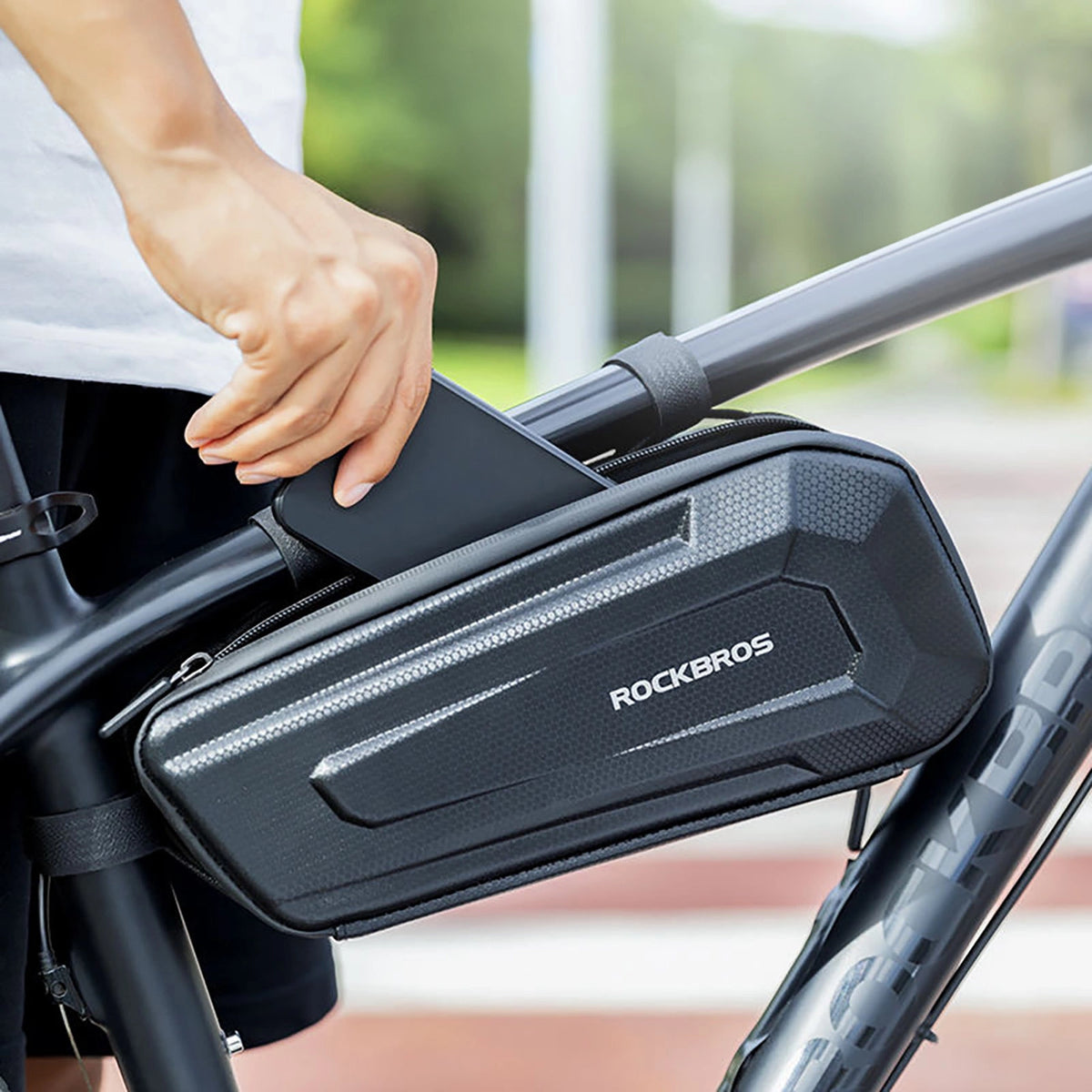 Torba rowerowa Rockbros B66 wodoodporna na ramę - czarna – zdjęcie 12