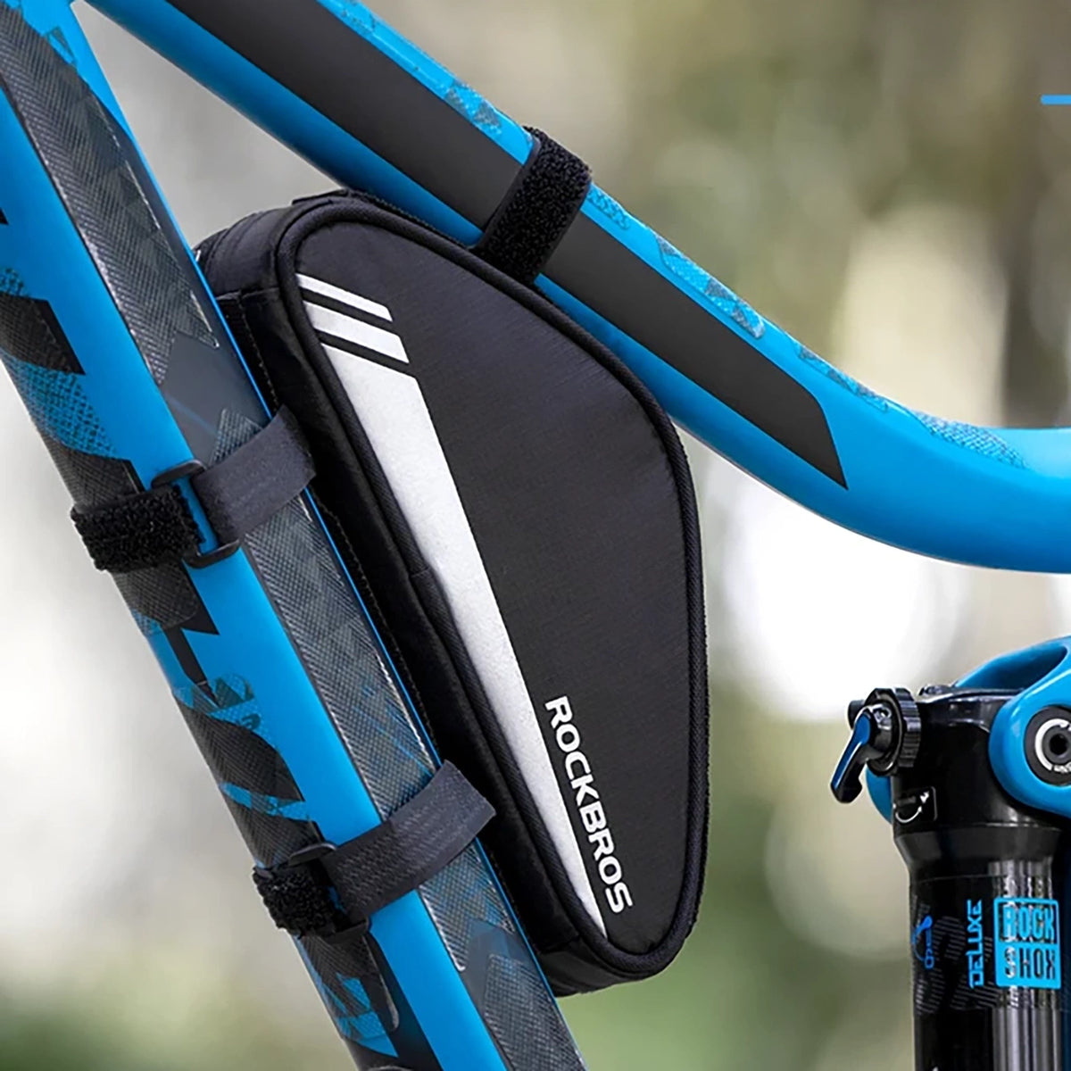 Torba Rockbros B55-BK rowerowa na ramę 0.7 l - czarna – zdjęcie 11