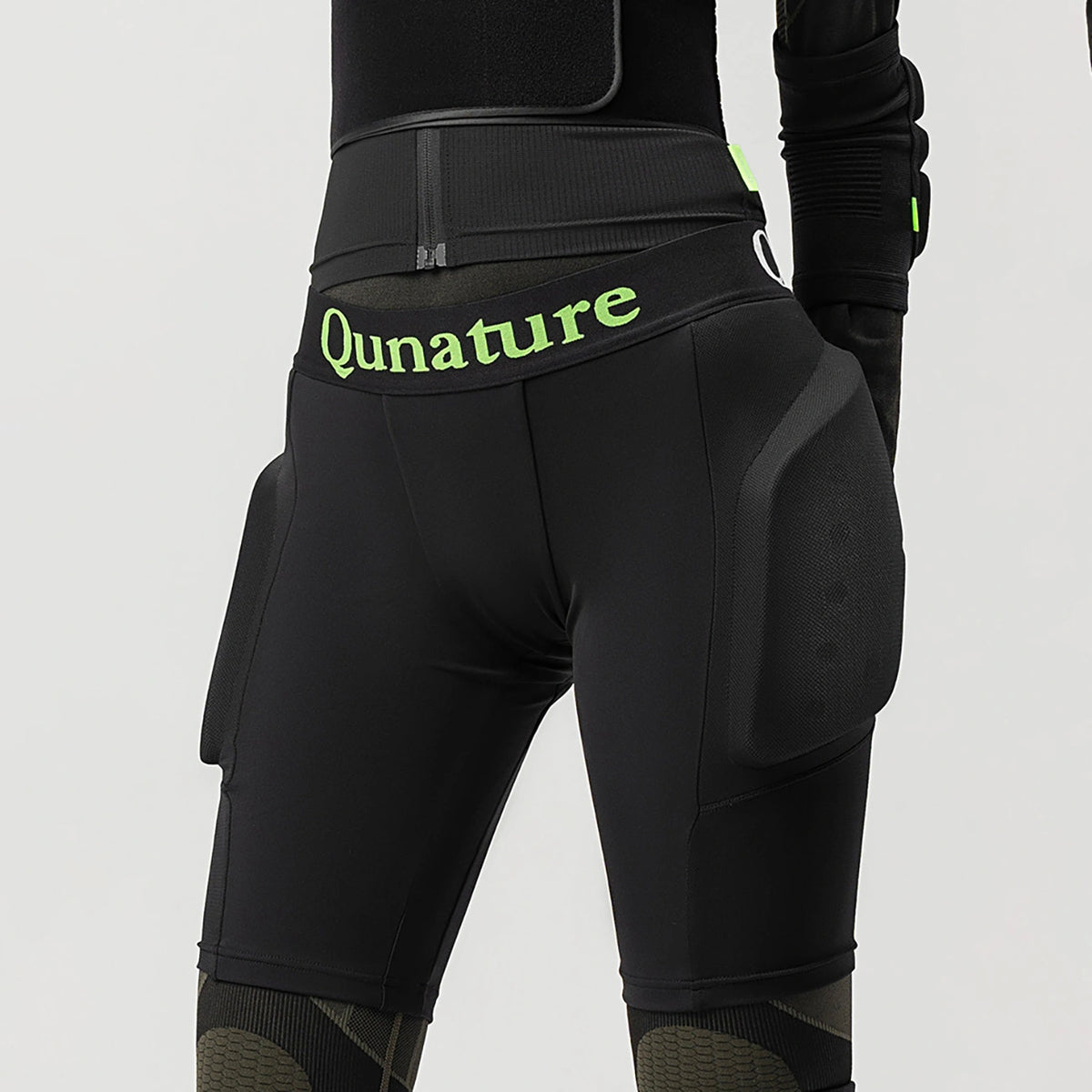 Ochraniacze bioder Qunature Ski - Basic L narty snowboard łyżwy - czarne – zdjęcie 5