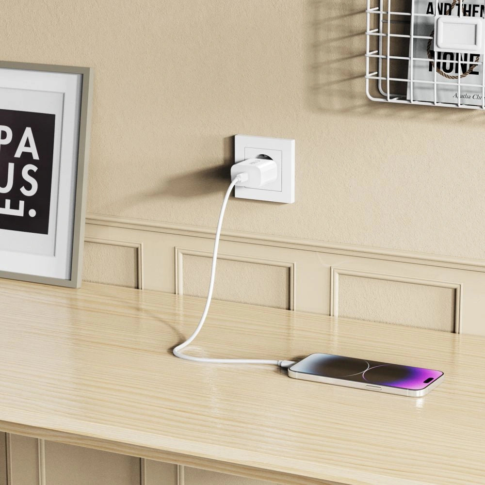 Ładowarka sieciowa Tech-Protect NC20W z kablem USB-C / Lighting - biała – zdjęcie 10