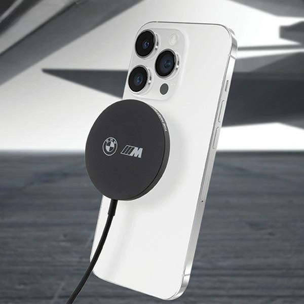 Ładowarka indukcyjna BMW M Edition MagSafe 15W - czarna – zdjęcie 4