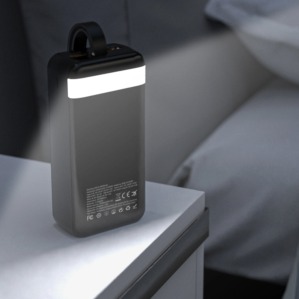 Powerbank Wozinsky W8-W 30000 mAh 30 W 2x USB-A i USB-C z latarką - czarny – zdjęcie 6