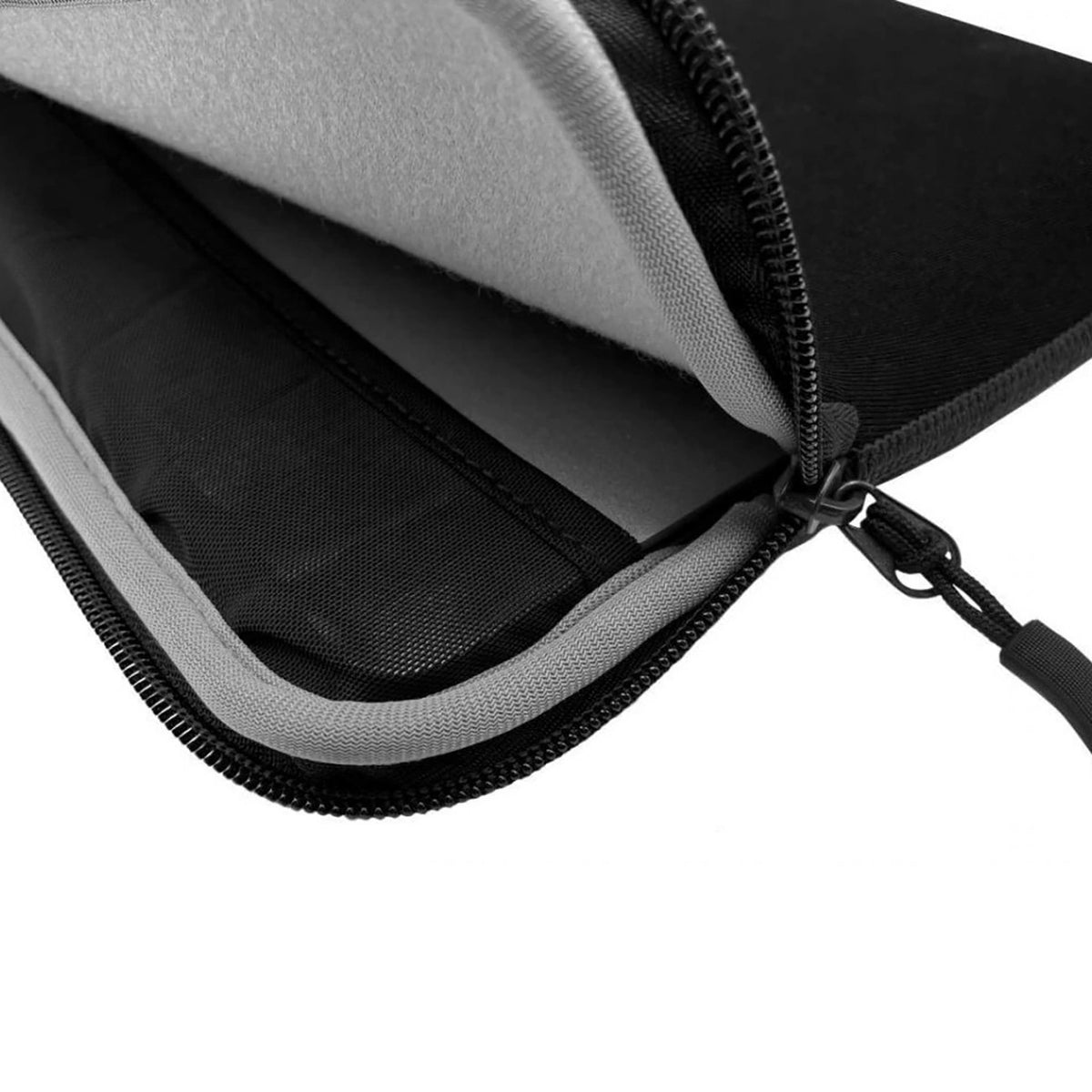 Torba Puro Sleeve na laptopa 16" - czarna – zdjęcie 3