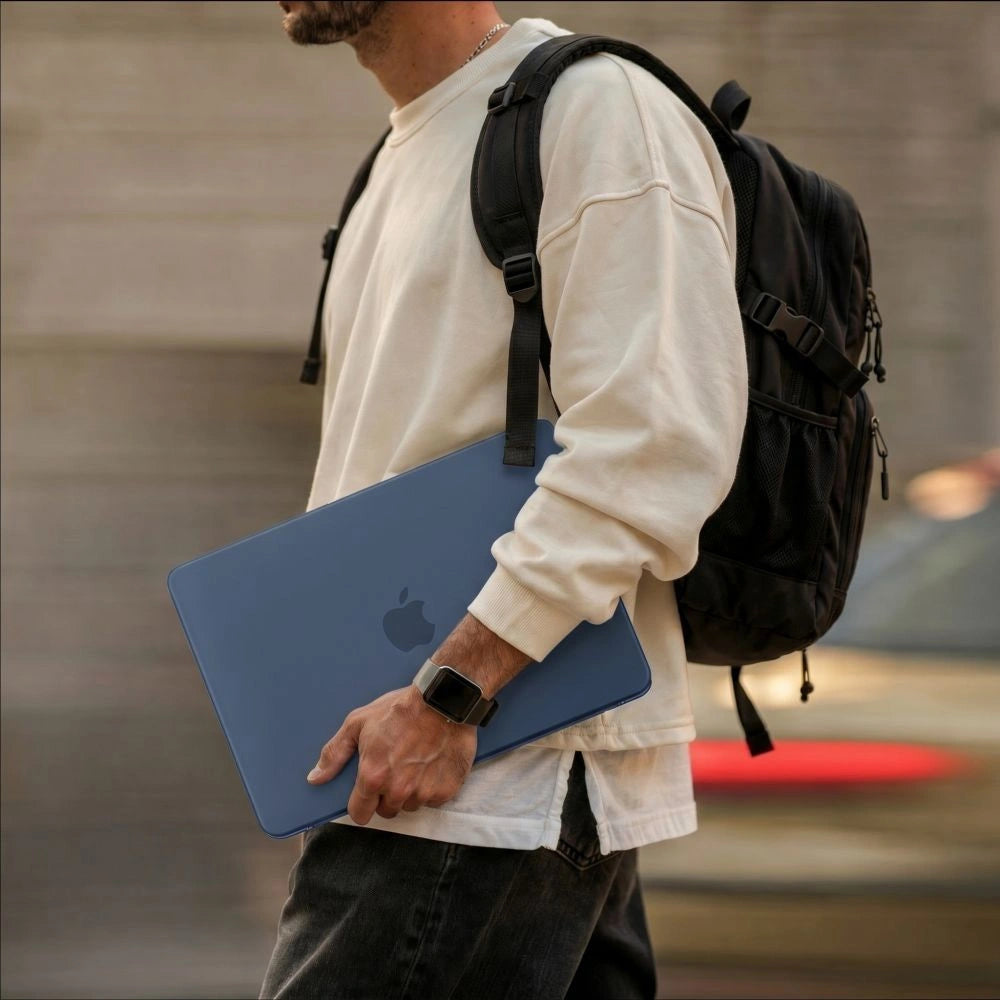 Etui Tech-Protect Softshell na MacBook Neo 13" 2026 - granatowe – zdjęcie 7