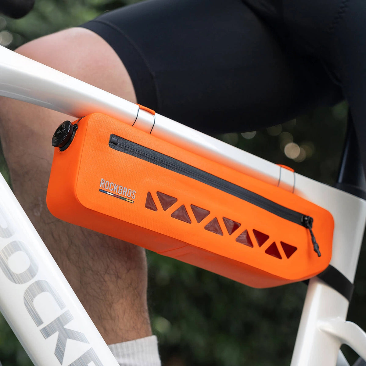 Torba rowerowa Rockbros AS-140 ROAD TO SKY wodoodporna pod - pomarańczowa – zdjęcie 2