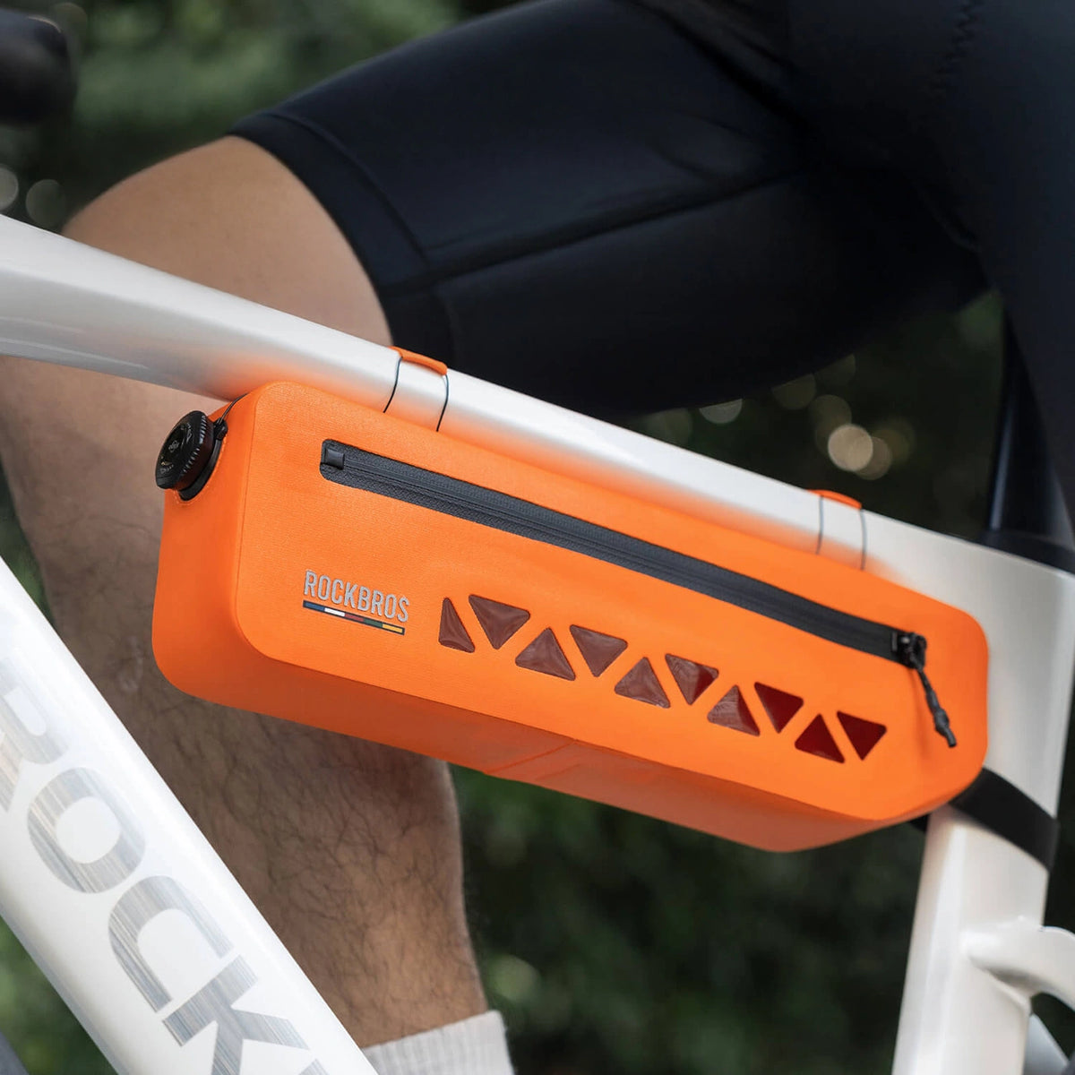 Torba rowerowa Rockbros AS-140 ROAD TO SKY wodoodporna pod - pomarańczowa – zdjęcie 4