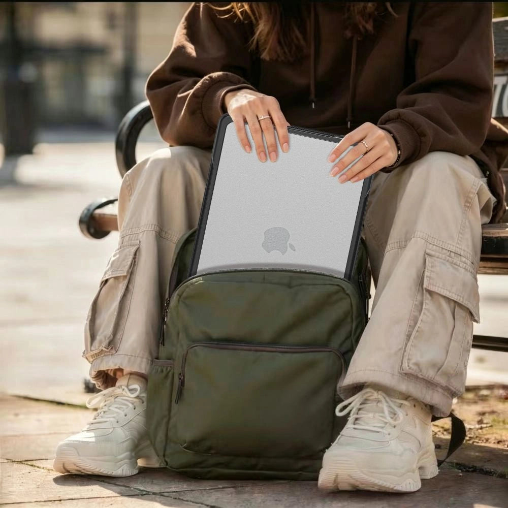 Etui Tech-Protect Velar na MacBook Neo 13" 2026 - przezroczyste – zdjęcie 9