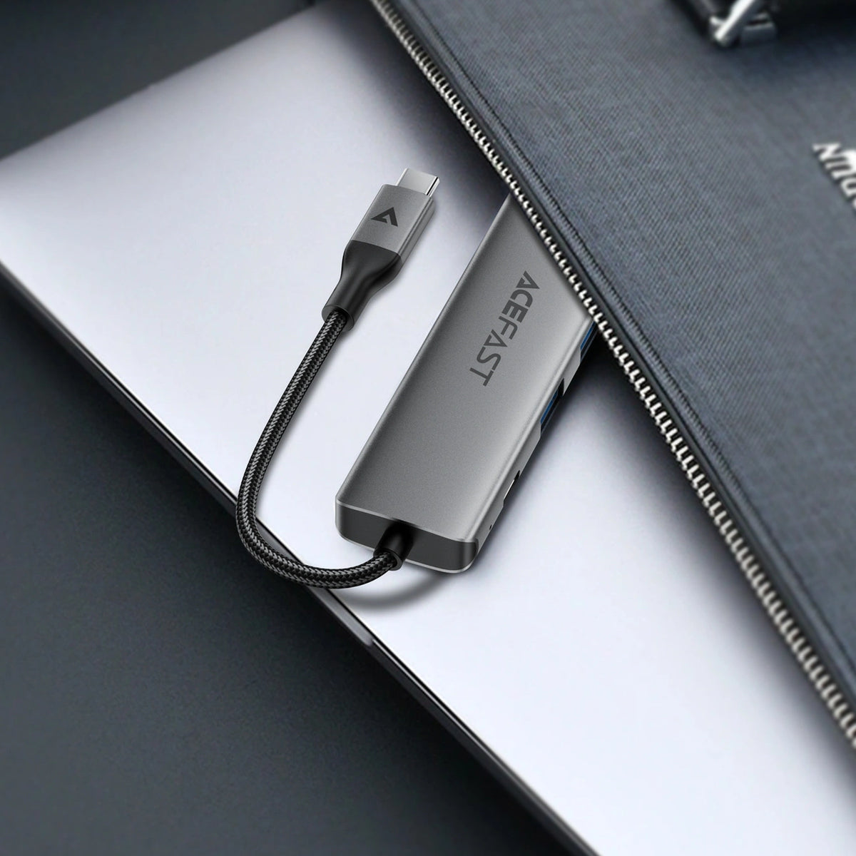 Hub USB Acefast J18 stacja dokująca USB-C 6w1 HDMI 4K 60Hz PD90W - szara – zdjęcie 7