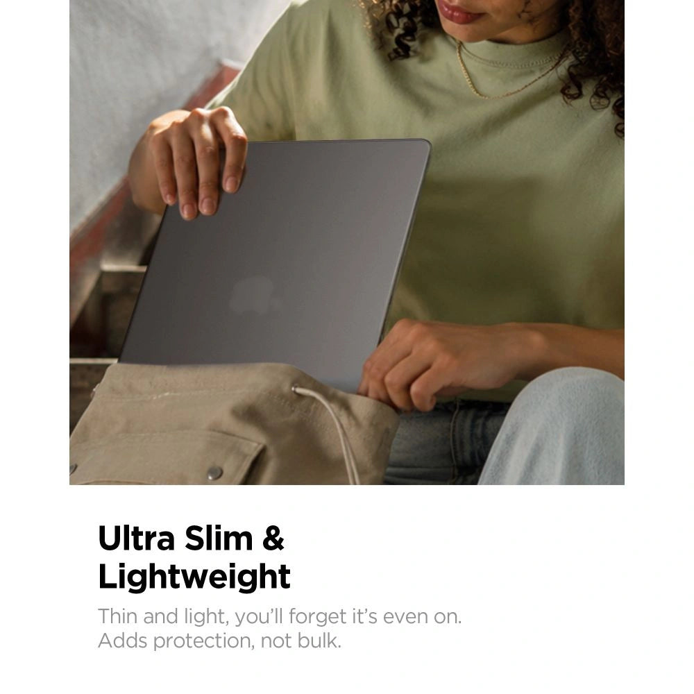 Etui Spigen AirSkin na MacBook Air 13" 2023/ 2024 / 2025 / 2026 – zdjęcie 6