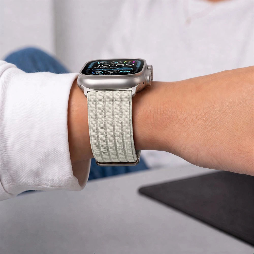 Pasek Tech-Protect Nylon Sport na Apple Watch 44 / 45 / 46 / 49 mm - beżowy – zdjęcie 6