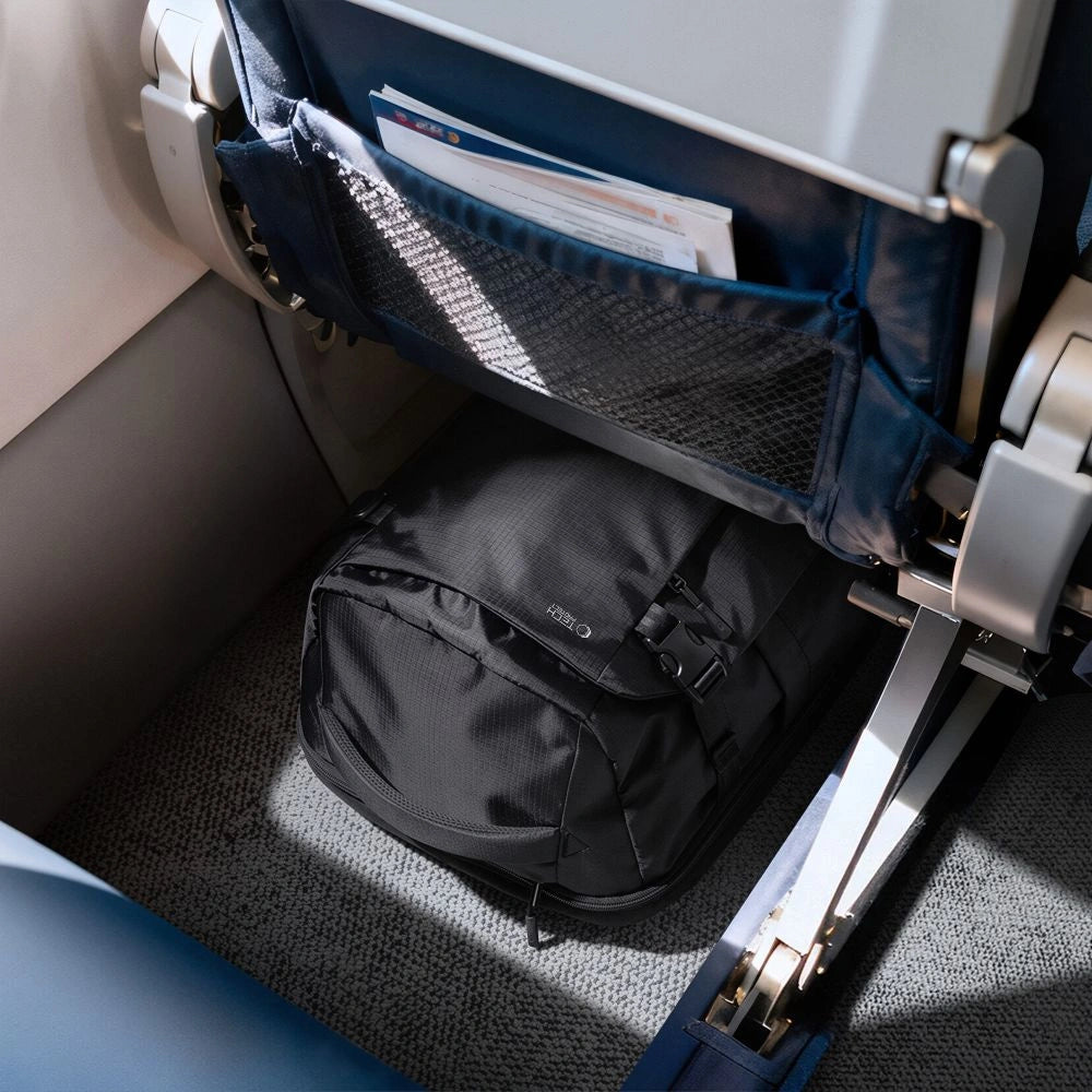 Plecak Tech-Protect Defender S70 RYANAIR & WIZZAIR 24L na laptop - czarny – zdjęcie 12
