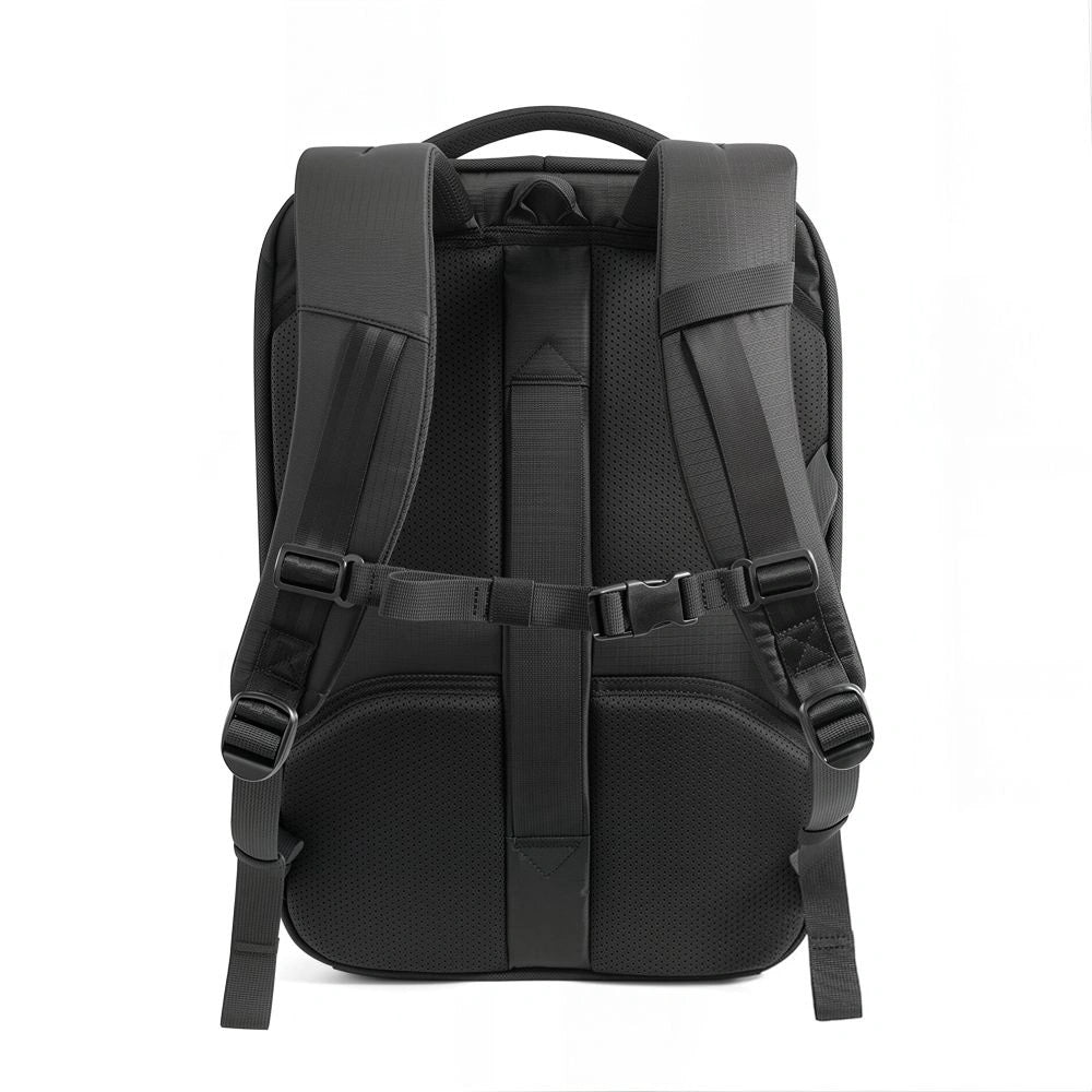 Plecak Tech-Protect Defender S70 RYANAIR & WIZZAIR 24L na laptop - czarny – zdjęcie 2
