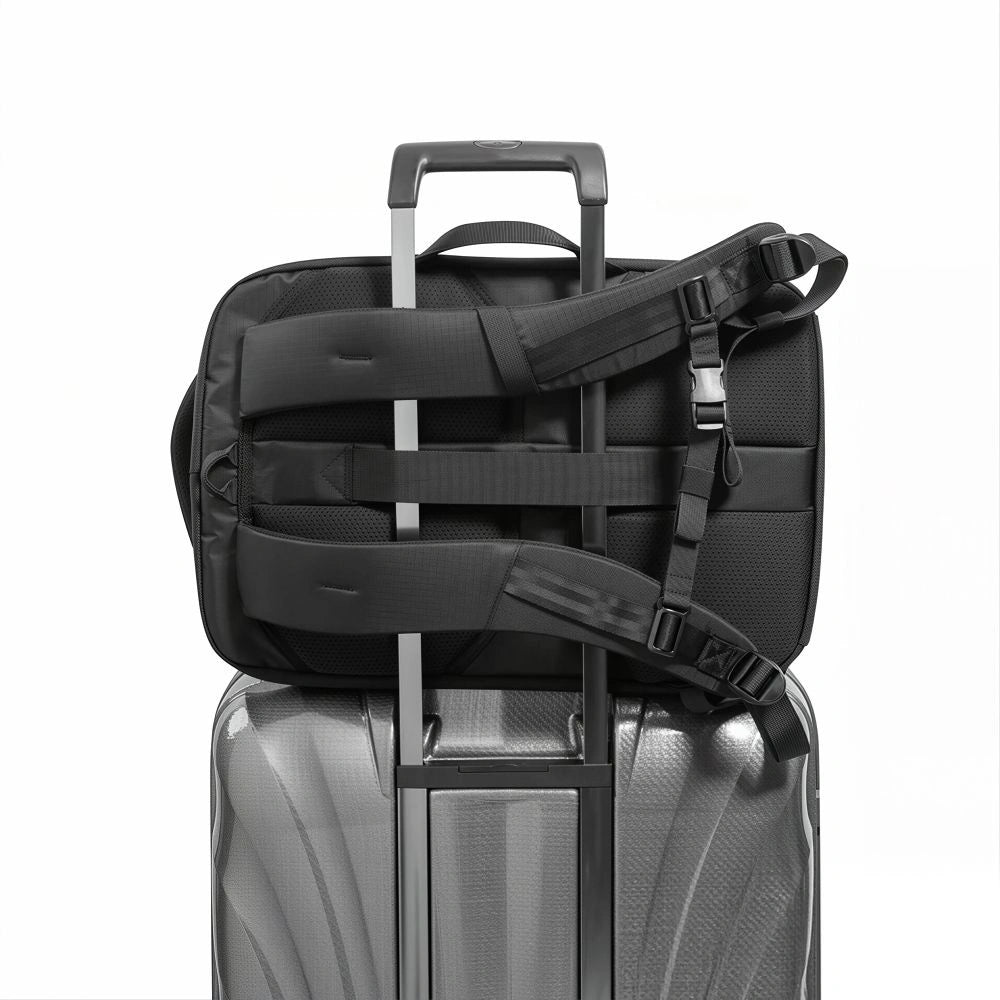 Plecak Tech-Protect Defender S70 RYANAIR & WIZZAIR 24L na laptop - czarny – zdjęcie 6