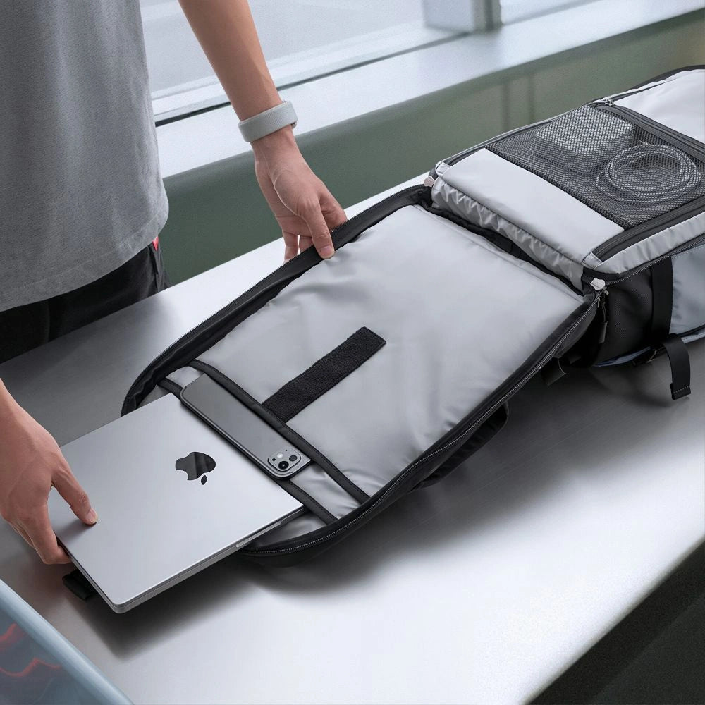 Plecak Tech-Protect Defender S70 RYANAIR & WIZZAIR 24L na laptop - szary – zdjęcie 10