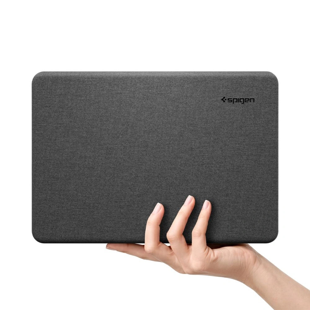 Etui Spigen Urban Fit na MacBook Neo 13" 2026 - czarne – zdjęcie 4