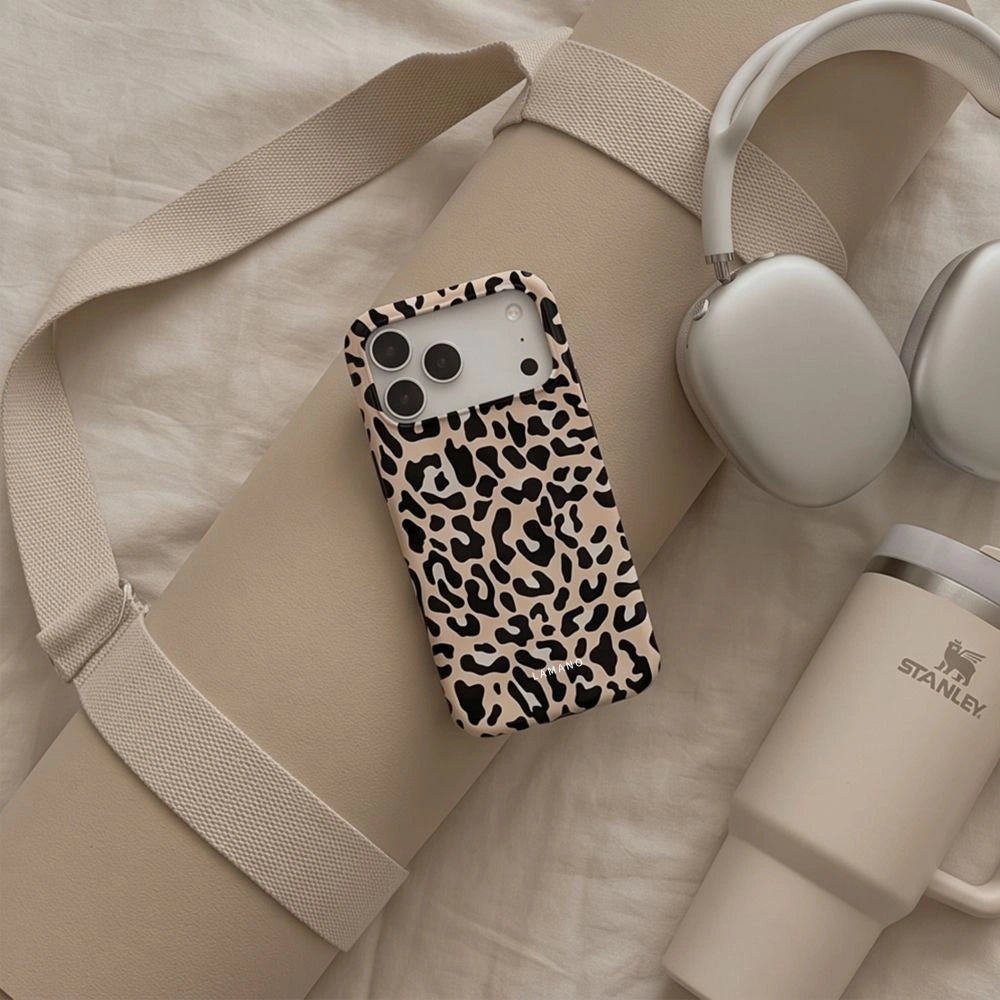 Etui Tech-Protect Lamano na iPhone 18 Pro Max / 17 Pro Max - beżowo-czarne – zdjęcie 5