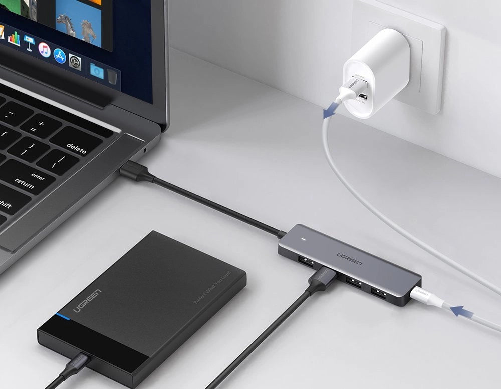 Ugreen rozdzielacz HUB USB - 4x USB 3.2 Gen 1 z portem zasilania USB-C