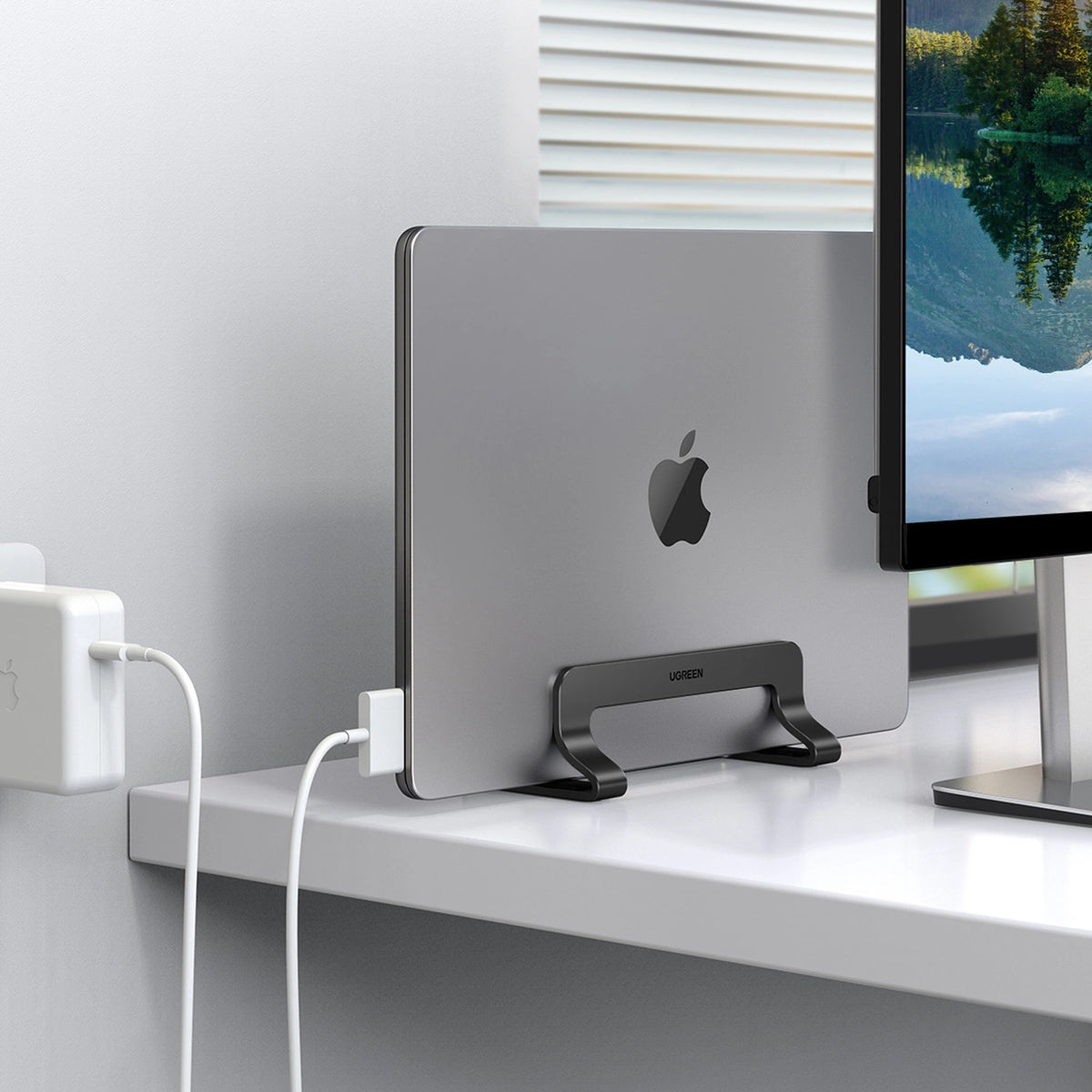 Ugreen aluminiowy na MacBooka laptopa tablet kolor tytanowy 20471 LP258